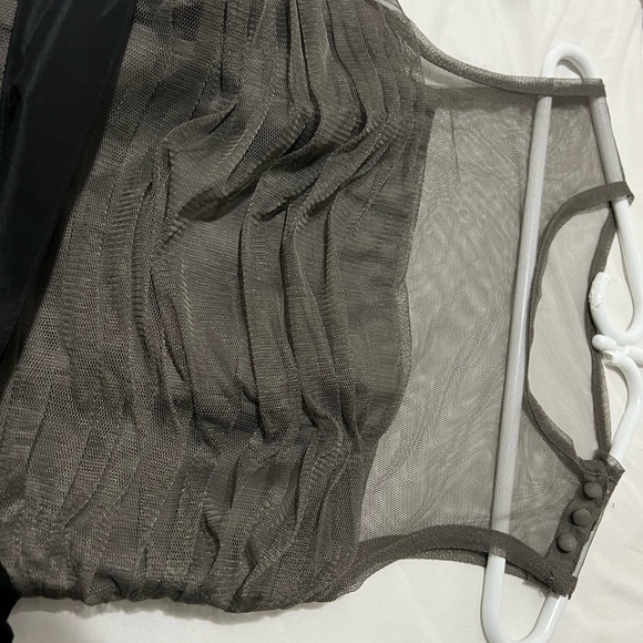 Vera Wang dress size US Small ( size 4) - Picture 2 of 9